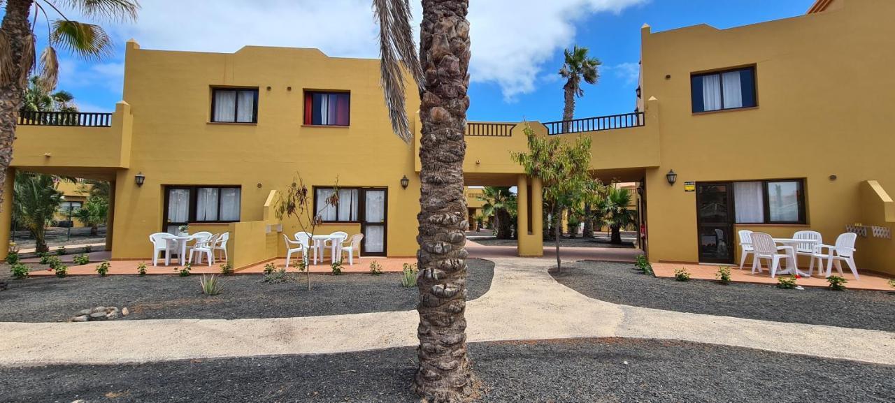 Апартаменты Beautiful Garden Flat Nearly Refurbished Free Wifi Коральео Экстерьер фото